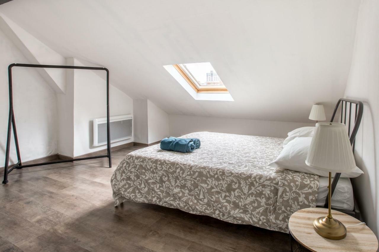 Cosy Appartement Proche Gares Lille Exteriör bild